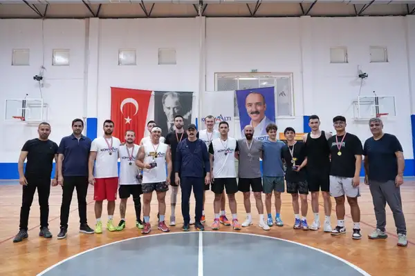 Konyaaltı’nda 3x3 Basketbol Turnuvası tamamlandı