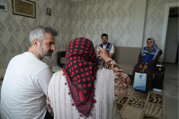 Diyarbakır’da 600 yaşlıya bayram ziyareti gerçekleştirildi