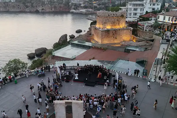 Hıdırlık Kulesi'nde 