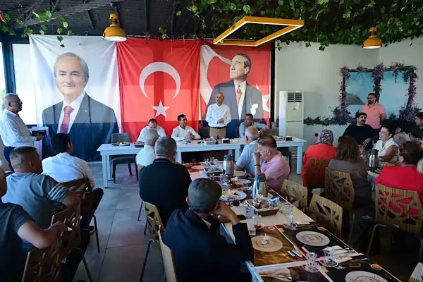 Kepez’de mahalle muhtarlarıyla istişare toplantısı düzenlendi