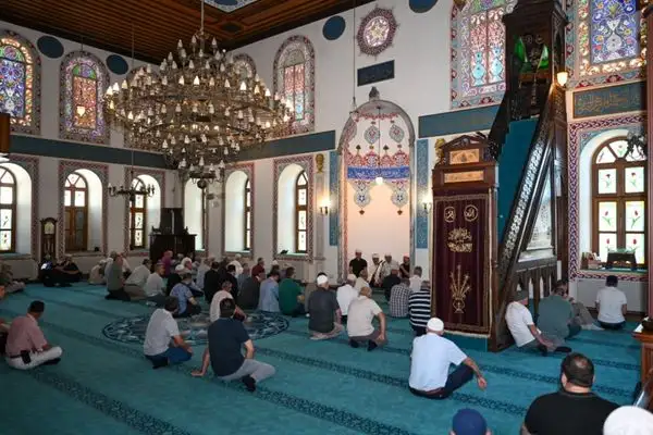 İzmit’in kurtuluşunun 105. yılında anma programı Camii'de düzenlendi