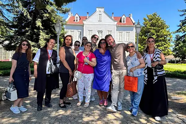 Maltepeliler Maslak Kasırları’nı ziyaret etti