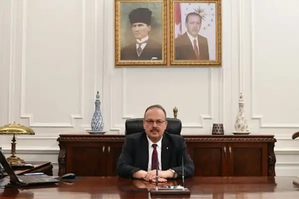 Vali Canbolat, iş insanlarını kabul etti