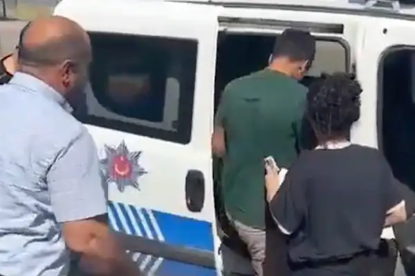 Siirt’te 25 öğrenci polis ekiplerince YKS sınav merkezlerine ulaştırıldı