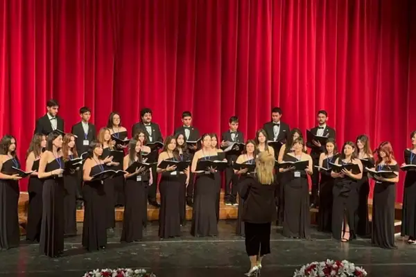  Çoksesli Gençlik Korosu ve Çocuk Korosu, festivallerde ödül kazandı