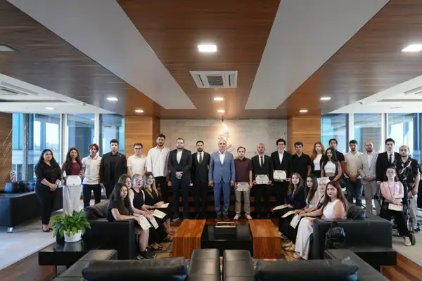 Konyaaltı Belediyesi Gençlik Meclisi İlk toplantısını yaptı