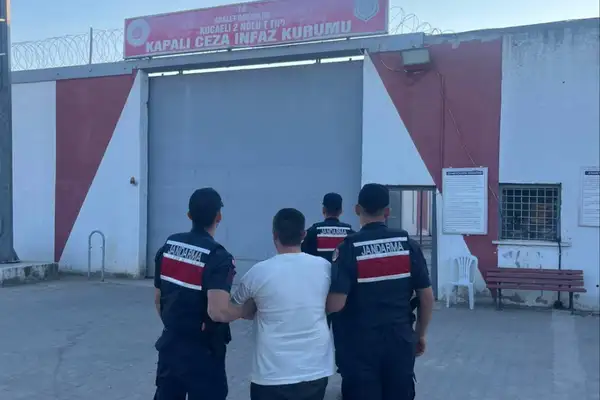 Kocaeli’de 22 yıl 6 ay hapis cezası bulunan firari yakalandı