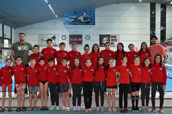 Yıldırım Belediyesporlu yüzücüler, müsabakalarda 149 madalya kazandı