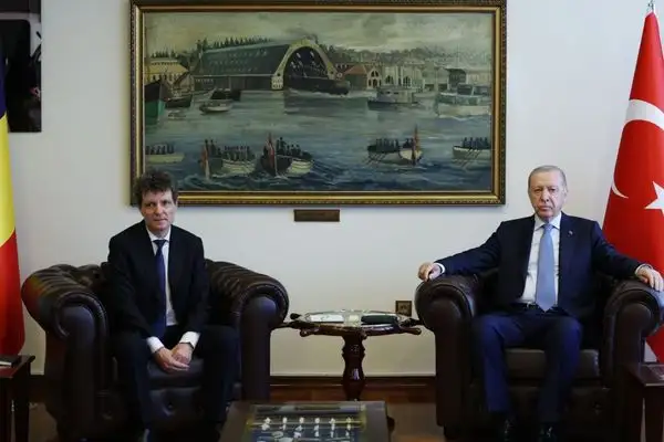 Cumhurbaşkanı Erdoğan, Romanya Cumhurbaşkanı Dan ile görüştü