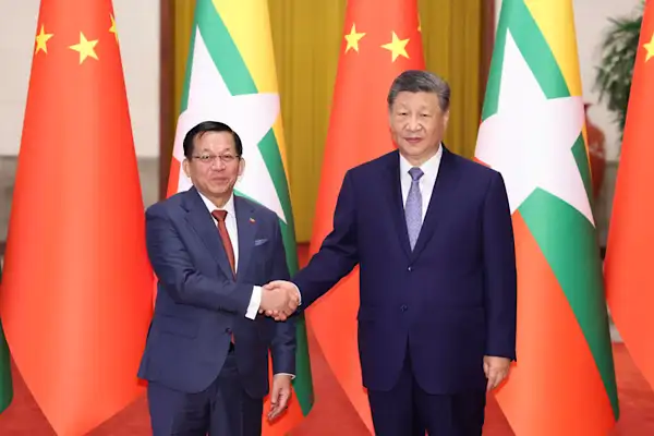 Xi ile Myanmar Cumhurbaşkanı Min Aung Hlaing bir araya geldi