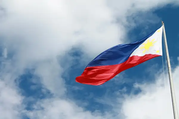 Filipinler’de 7.8 büyüklüğünde deprem