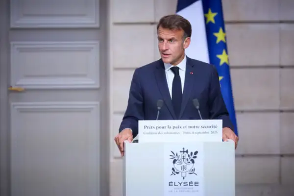 Macron: Fransa, Venezuela’daki arama kurtarma çalışmalarına destek veriyor