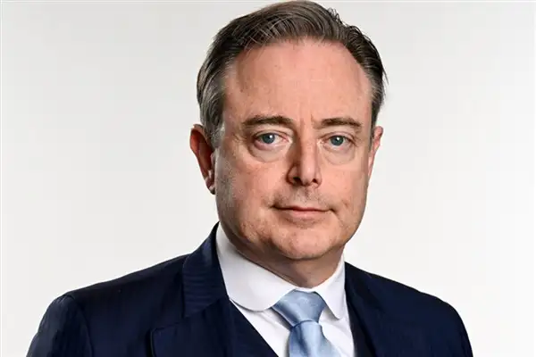 De Wever: Sıcak havada sağduyulu davranalım