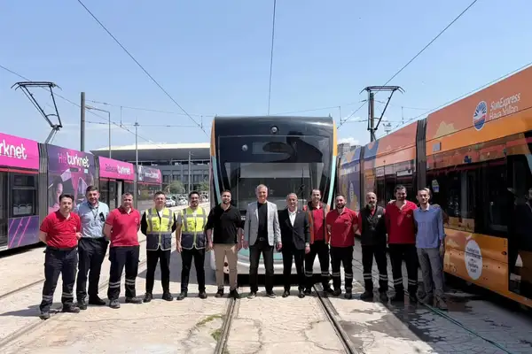 İzmir Metro AŞ hasarlı araçları kendi atölyelerinde onarıyor
