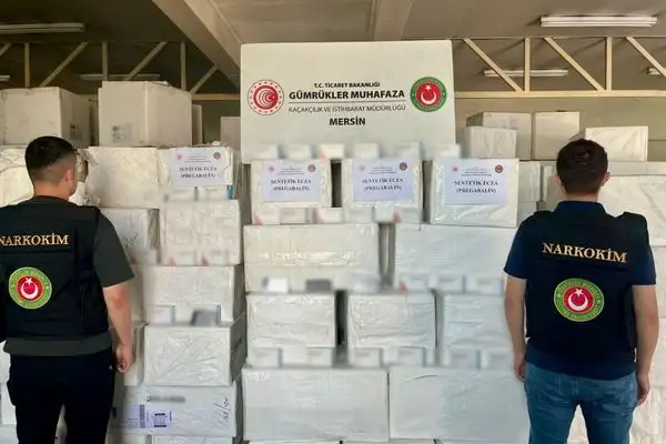 Gümrüklerde 8 milyar liralık uyuşturucu ve kaçak ilaç operasyonu