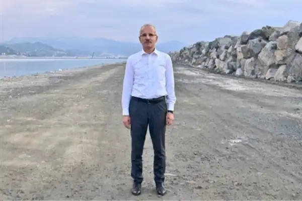 Bakan Uraloğlu: Kahramanmaraş'ta yaraları sarmak için çalışmayı sürdürüyoruz