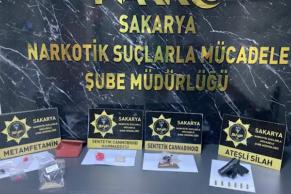 Sakarya'da uyuşturucuyu klozete dökmeye çalışan şüpheli tutuklandı