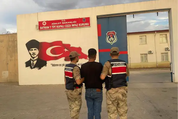Batman'da aranan 38 hükümlü yakalanarak tutuklandı