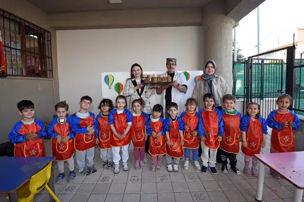 Osmangazi’de çocuklar için  çömlek atölyesi