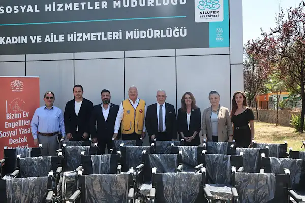 Nilüfer’de 60 tekerlekli sandalye belediyeye teslim edildi