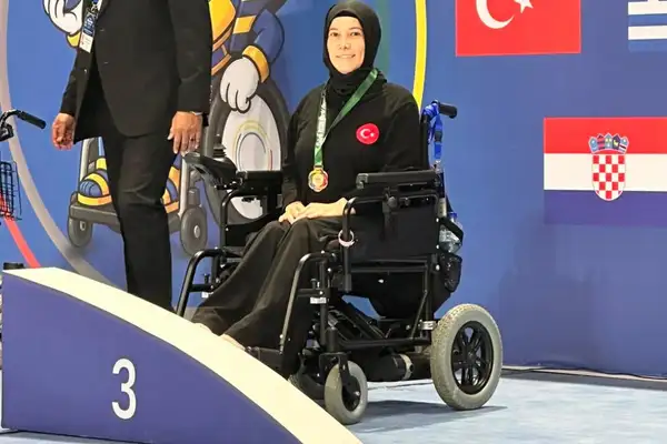 Bağcılar Belediyesi sporcusu Fatma Gürbüzer'den dünya üçüncülüğü