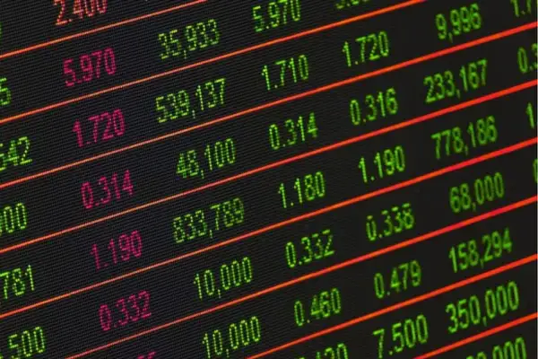 BIST100'de küresel riskler baskı oluşturuyor, 13.680-14.600 bandı kritik