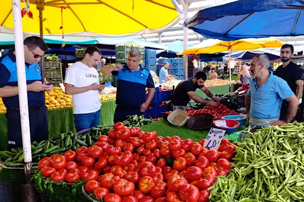 Yalova'da pazarcı esnafına künye denetimi
