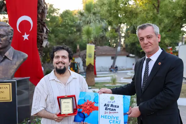 26. Ali Rıza Ertan Şiir Yarışması'nda ödüller sahiplerini buldu