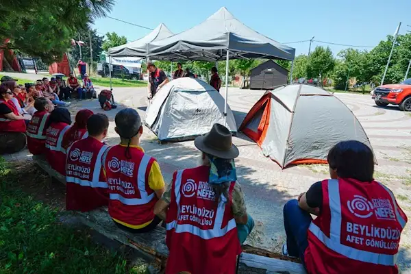 Beylikdüzü’nde afet gönüllülerine kapsamlı arama kurtarma eğitimi