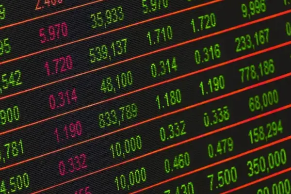 Fonlar altın ve petrolde temkinli, Euro'da iyimserliğini koruyor