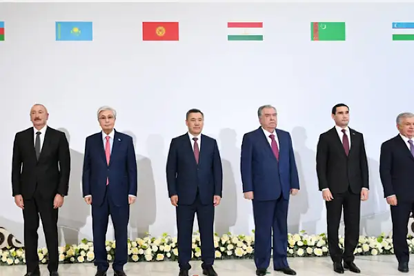 Aliyev,  Azerbaycan ve Orta Asya liderlerinin gayriresmi toplantısına katıldı