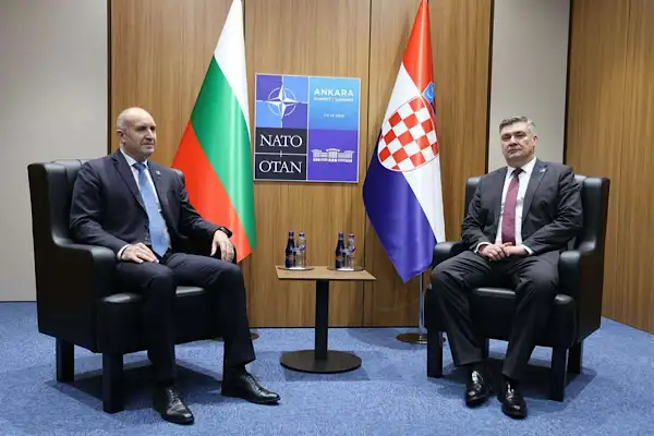 Radev, Hırvatistan Cumhurbaşkanı Milanovic ile bir araya geldi