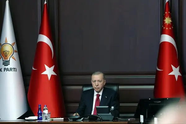 Erdoğan başkanlığında AK Parti MYK toplandı