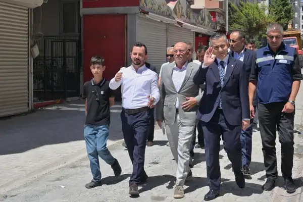 Esenyurt'ta 350 metrelik yağmur suyu hattı çalışması başladı