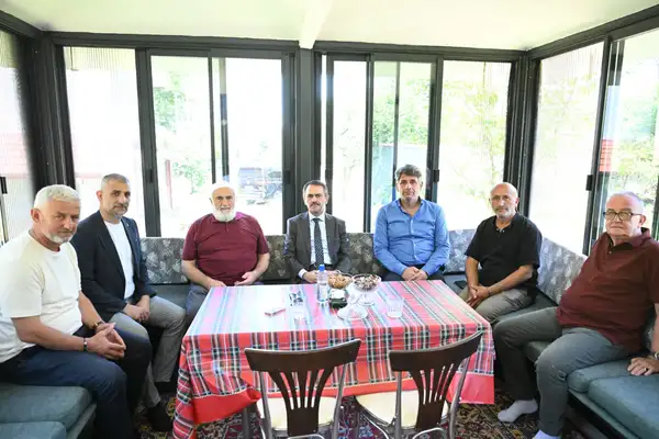 Kocaeli Valisi Aktaş'tan hayırsever iş insanı Selim Kahraman'a ziyaret