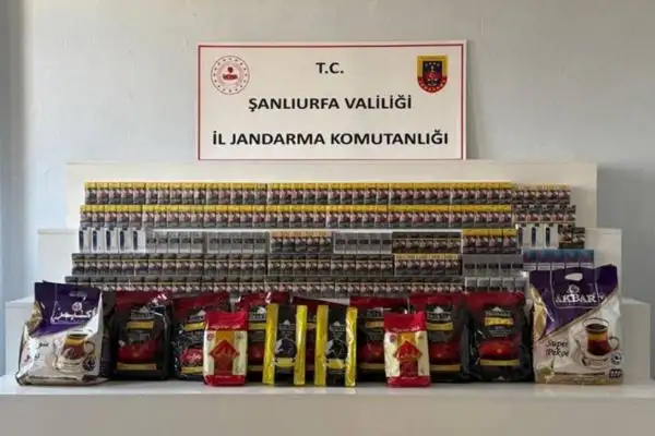 Viranşehir’de 2 bin 500 kaçak sigara ve 31 kilogram çay ele geçirildi