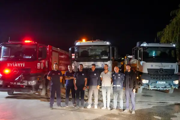 Eskişehir itfaiyesi Aydın'daki orman yangınına destek için bölgede