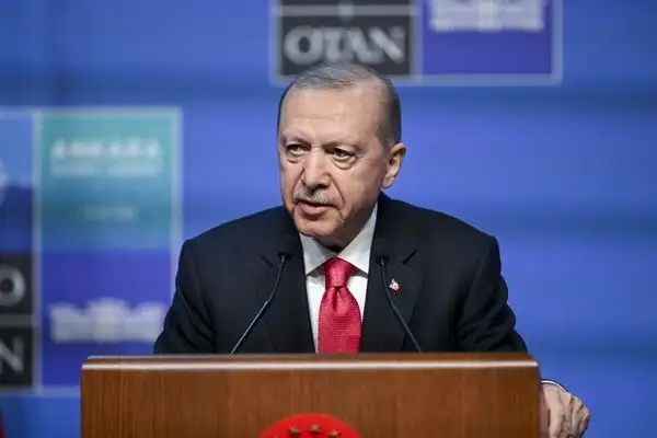 Erdoğan: Türkiye, NATO'nun güvenlik gündemine yön veren merkezi bir aktördür