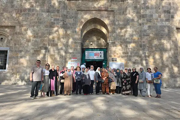 Gemlikli kadınlar, belediyenin kültür turuyla Bursa'yı gezdi