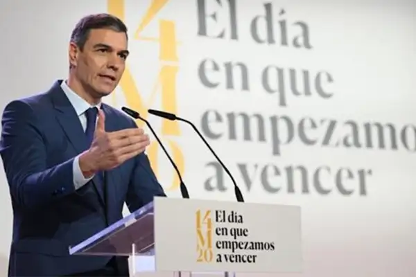 Sanchez: Hükümet yangınlarla mücadele için tüm imkanları seferber etti