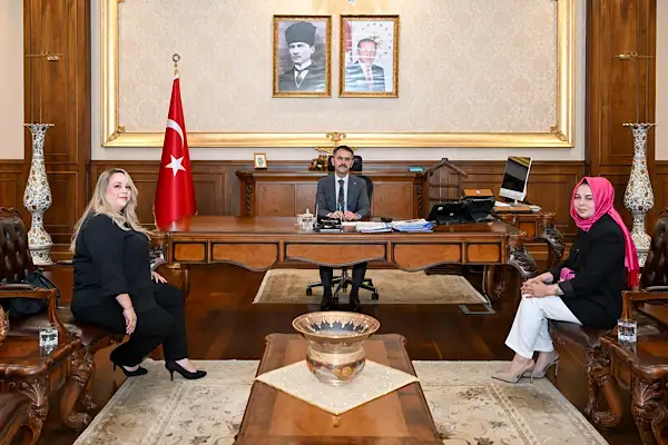 Türkiye İyilik Kulübü Platformu'ndan Vali Aktaş'a ziyaret