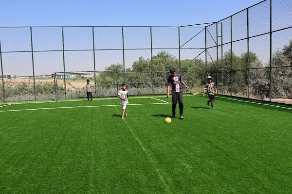 Haliliye'de kırsal mahallelere 15 yeni halı saha kazandırılıyor