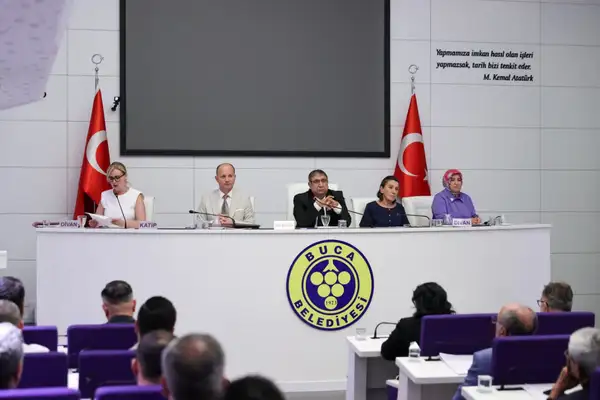 Buca Belediyesi'nden 60 yaş üstüne 