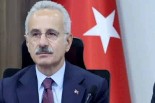 Uraloğlu: Ankara-İzmir YHT Hattı'nda çalışmalar sürüyor