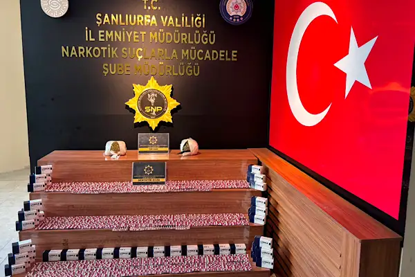 Şanlıurfa'da yolcu otobüsünde uyuşturucu operasyonu