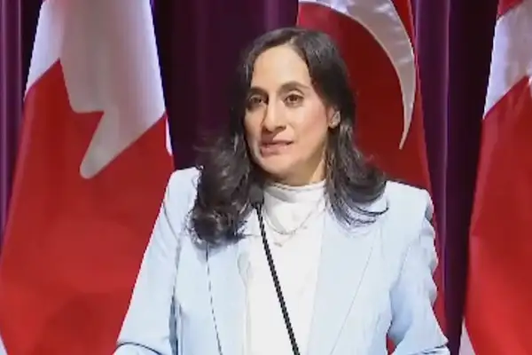 Anand: Husilerin saldırıları bölgesel gerilim riskini artırıyor