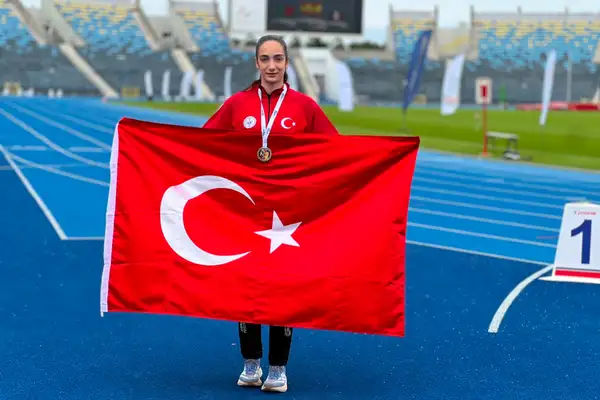 Keçiörenli sporculardan Avrupa'da ve Kırkpınar'da başarı