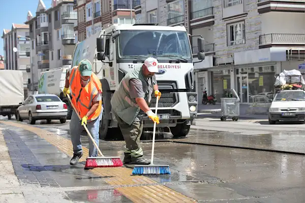Keçiören’de ilçe genelinde temizlik çalışması yapıldı