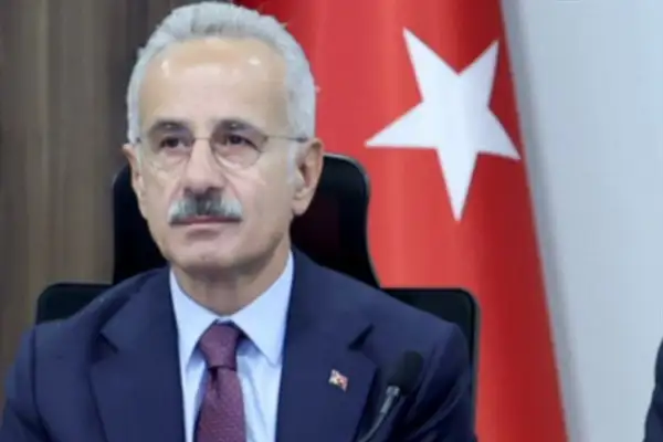 Bakan Uraloğlu, Trabzon milletvekilleriyle ulaştırma yatırımlarını değerlendirdi