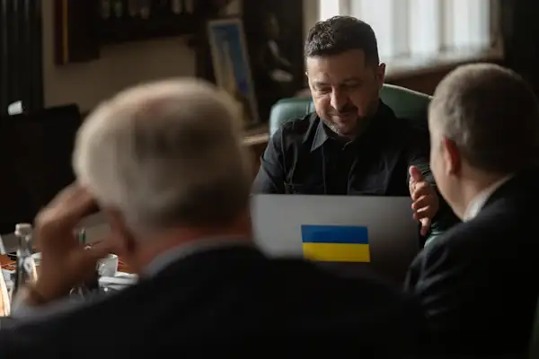 Zelenskiy, Moldova Devlet Başkanı Sandu ile görüştü